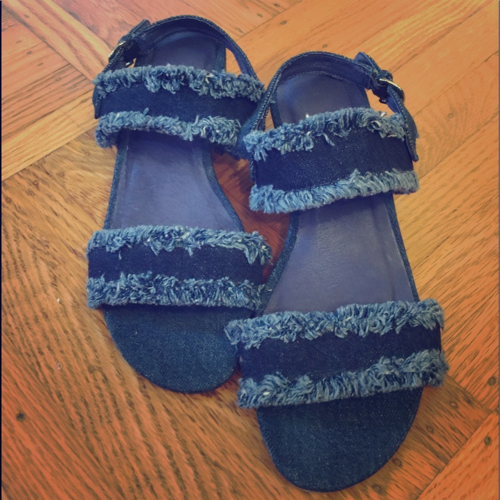 Lf • Frayed Denim Wide Block Heel Sandal